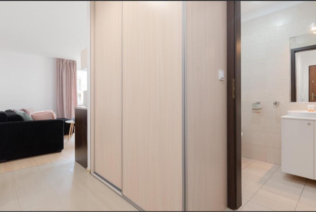 Apartamenty 45Qm Przy Plazy Beach 斯维诺乌伊希切 外观 照片